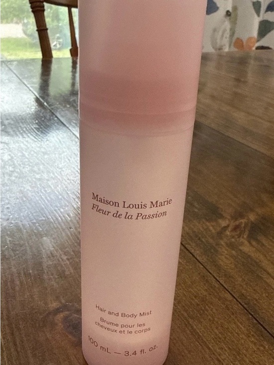 Maison Louis Marie Other - Maison Louis Marie Fleur de la Passion Pink Hair & Body Mist